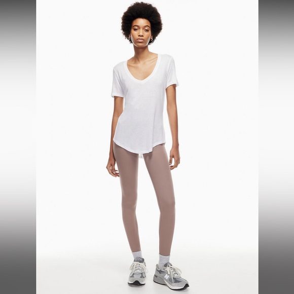 ARITZIA LEGGINGS - Picture 1 of 5